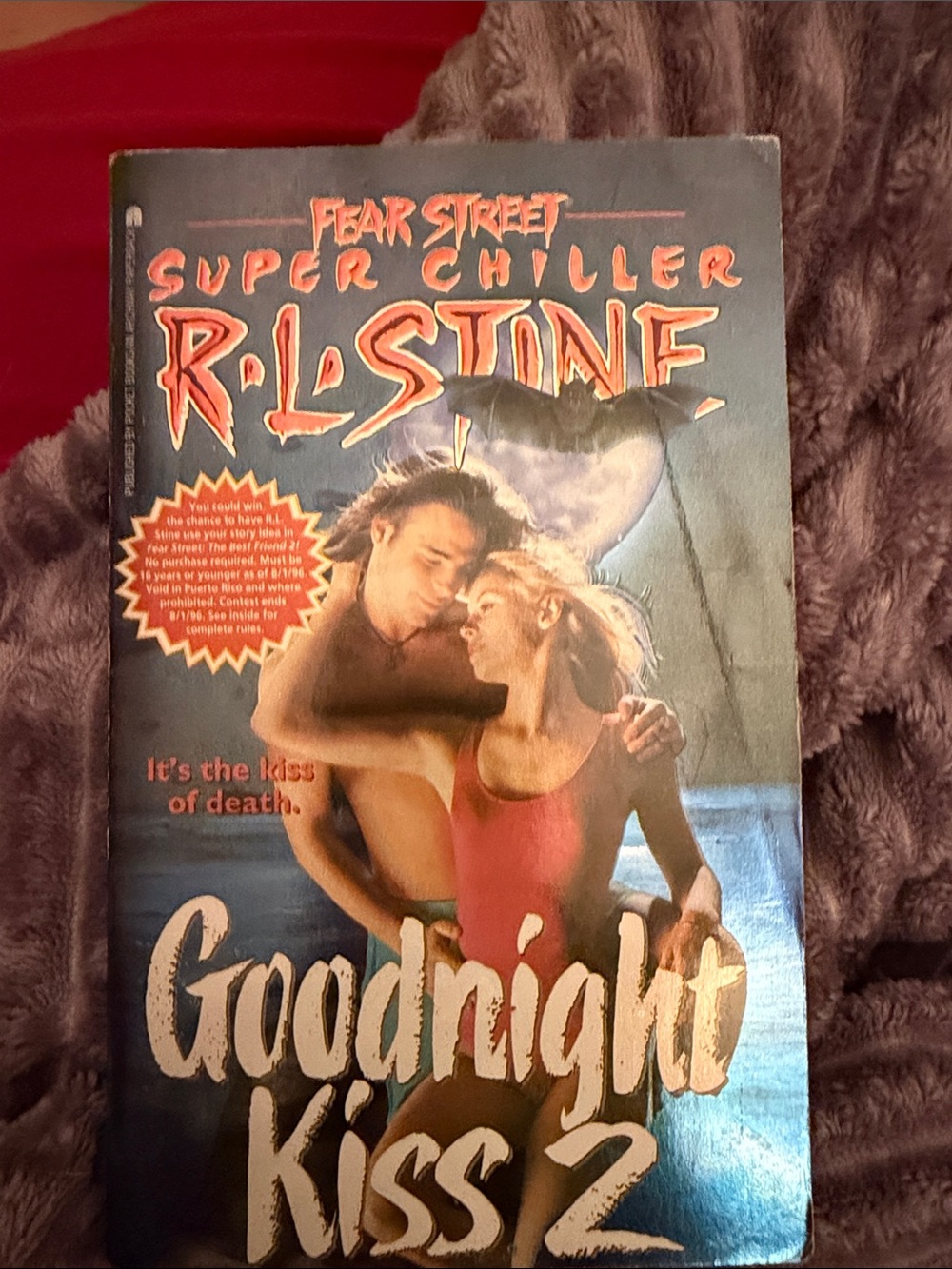 Vintage Y2K Fear Street Super Chiller Goodnight Kiss 2” Paperback by: R.L. Stine